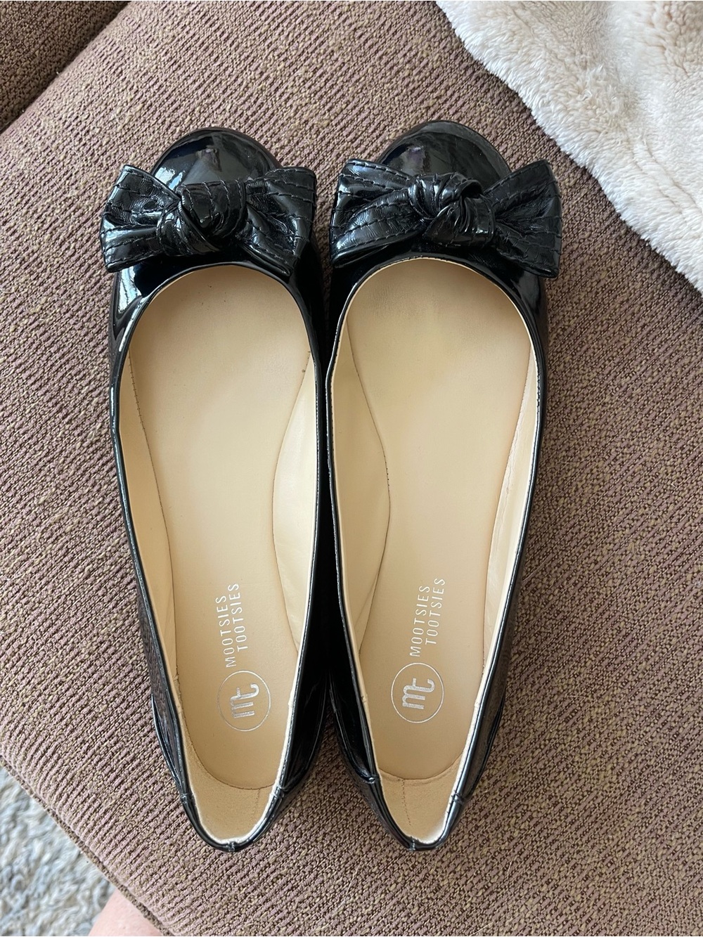 Mootsies Tootsies Black Patent Bow Flats